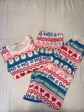 PAT-PAT HOLIDAY PAJAMA SET